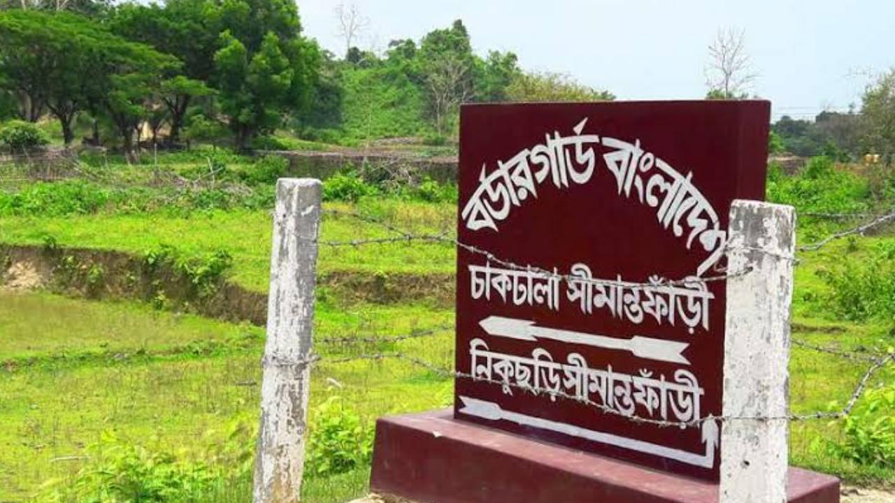বেড়েই চলছে নাইক্ষংছড়ি সীমান্তে চোরাচালান